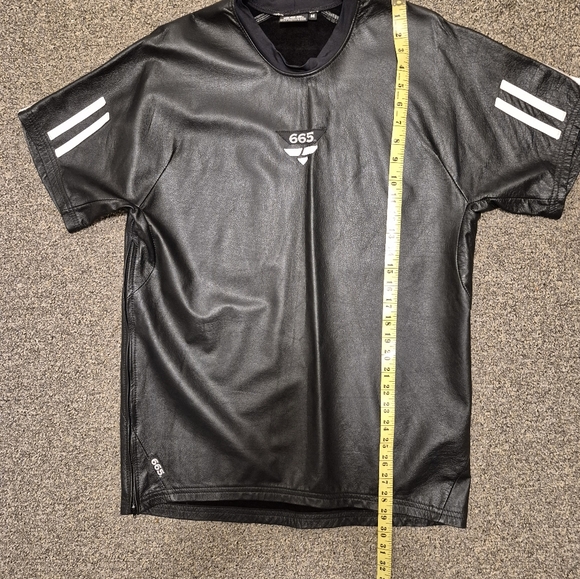 665 One # Short of Hell Black Short Sleeve Leather Vintage Tee - Picture 1 of 10